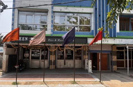 Green Hotel Bar and Restaurant in Udhampur offers comfortable stays, delicious food, and a relaxing bar experience in a friendly atmosphere.