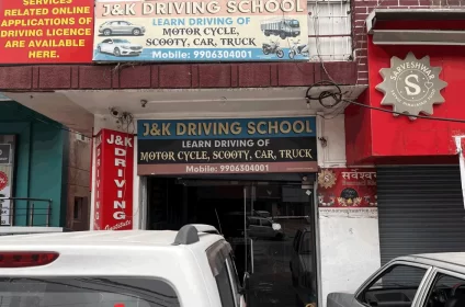Professional driving school and motor training in Udhampur, J&K Driving Institute in Shiv Nagar offers expert training at the best driving institute