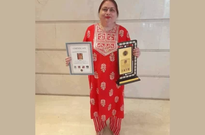 Mona Astrologer Tarot card Reader offers accurate astrology and tarot readings. Trusted astrologer and tarot card reader for clear guidance.